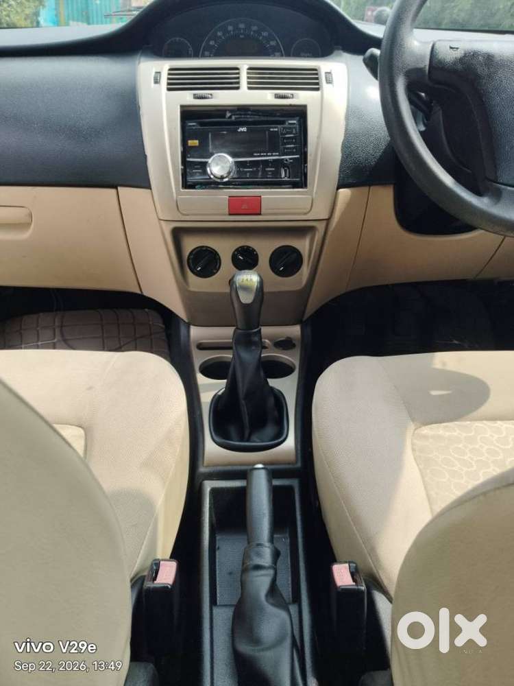 Tata Indica Vista Quadrajet Ls, 2012, Diesel