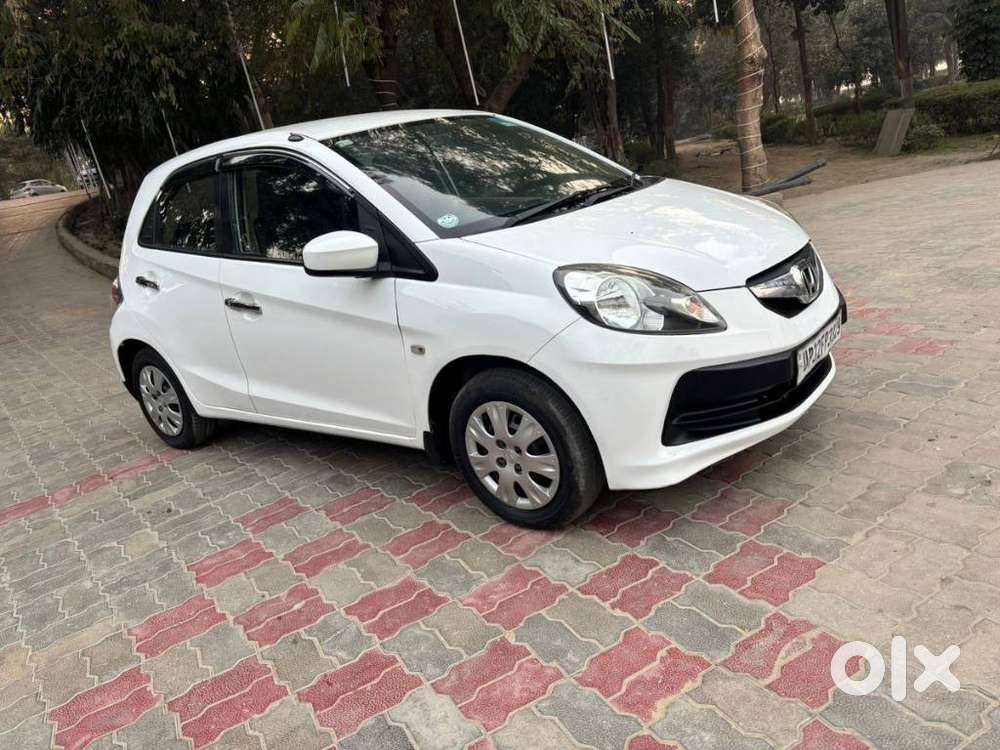 Honda Brio, 2014, Petrol