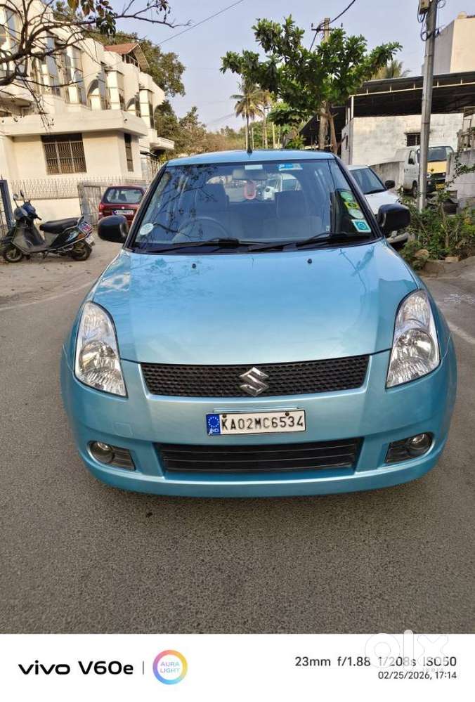 Maruti Suzuki Swift Vxi + Manual, 2008, Petrol