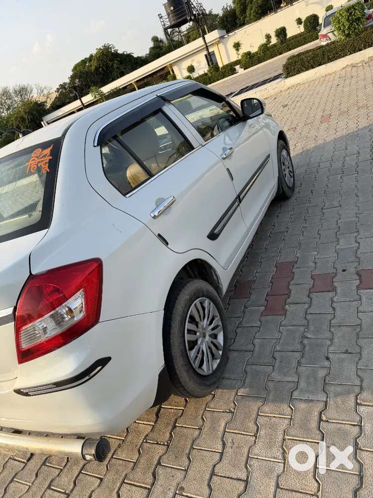 Maruti Suzuki Swift Dzire 2016 Cng & Hybrids 110000 Km Driven