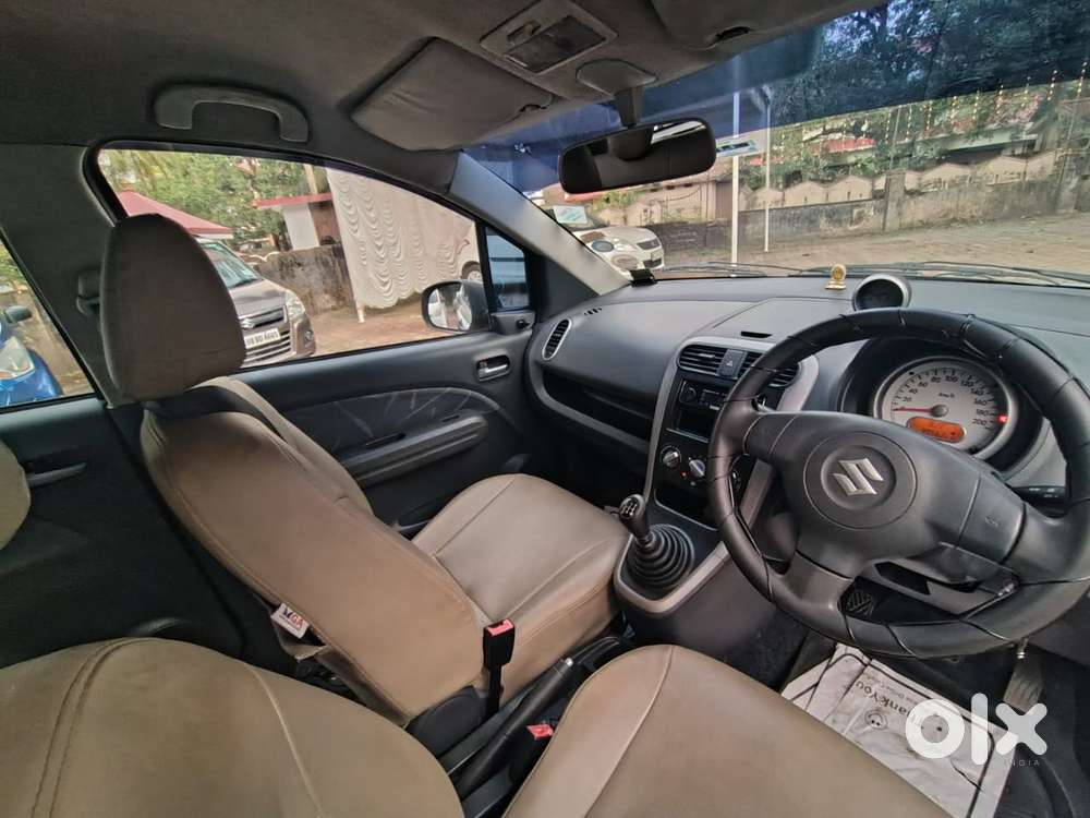 Maruti Suzuki Ritz Vxi, 2011, Petrol
