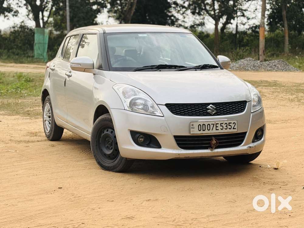 Maruti Suzuki Swift Vxi 1.2 Abs Bs-iv, 2014, Petrol