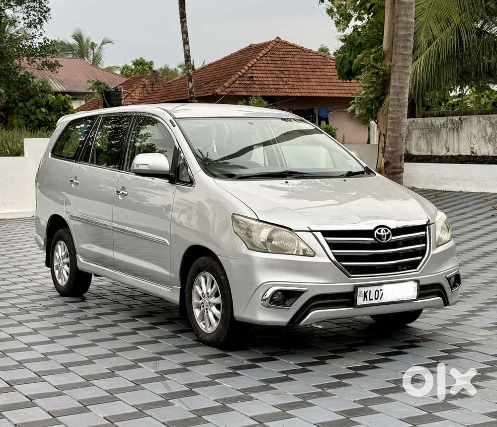 Toyota Innova 2.5 V 7 Str, 2012, Diesel