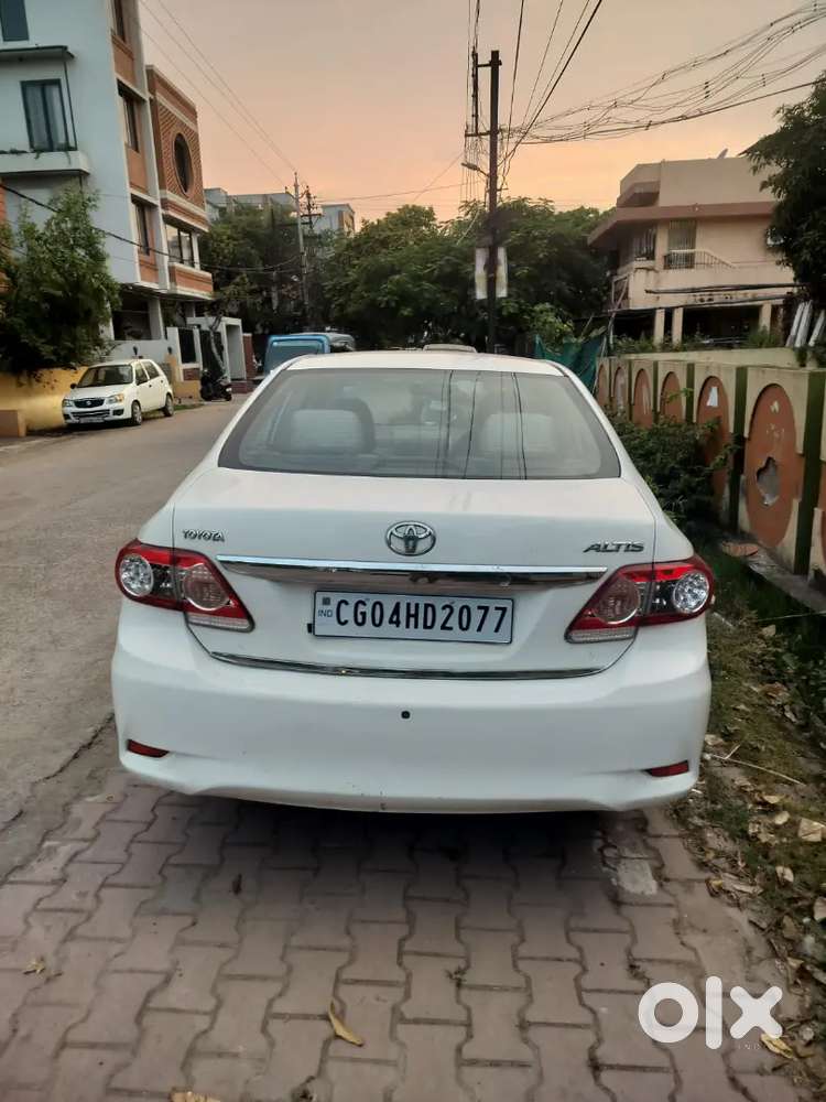 Toyota Corolla Altis 2012