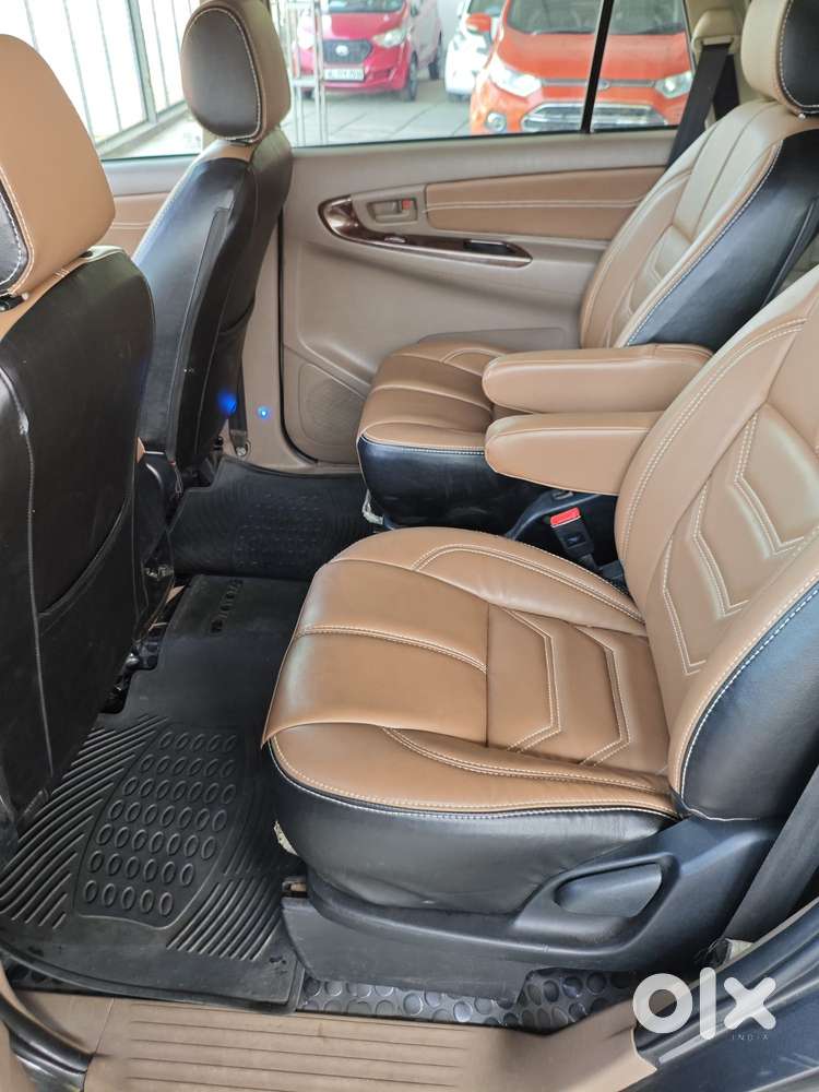 Toyota Innova 2.5 G (diesel) 8 Seater, 2015, Diesel