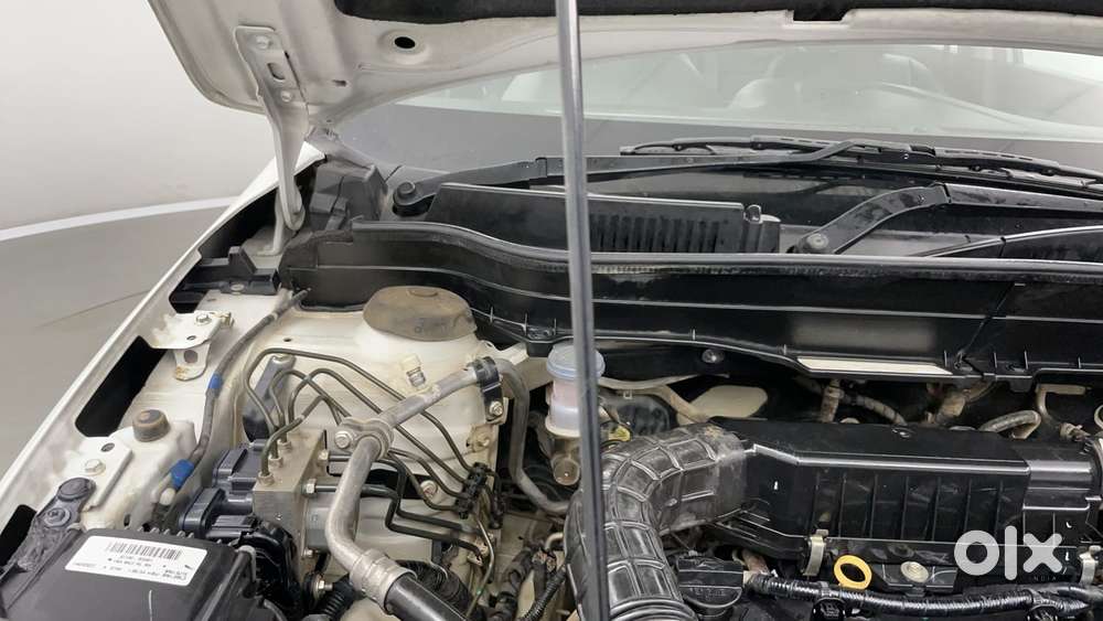 Maruti Suzuki Vitara Brezza 1.5 Zxi At, 2022, Petrol