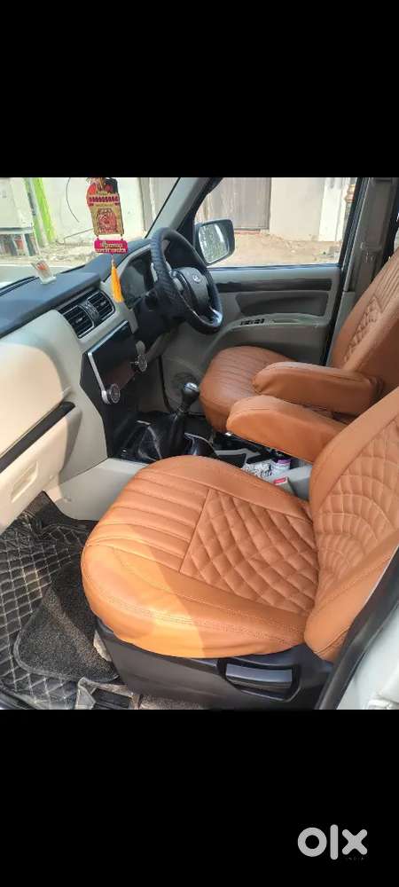 Mahindra Scorpio S7 Brand New Tyre, New Seat Cover & Music System