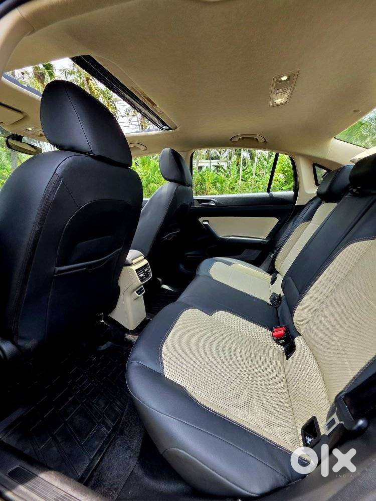Skoda Slavia 1.5 Tsi Style At, 2022, Petrol