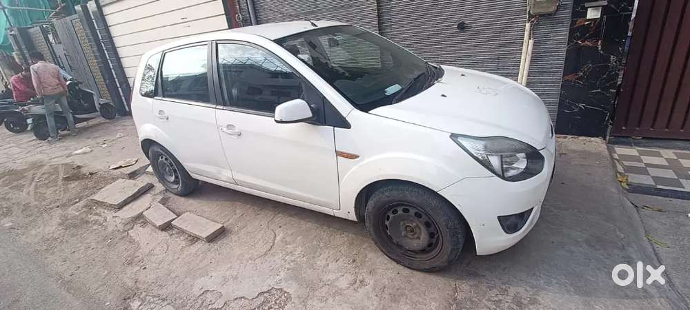 Ford Figo 2012 Petrol 50000 Km Driven