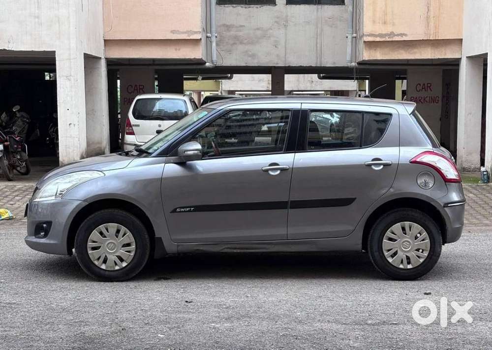 Maruti Suzuki Swift Vxi Optional, 2013, Petrol