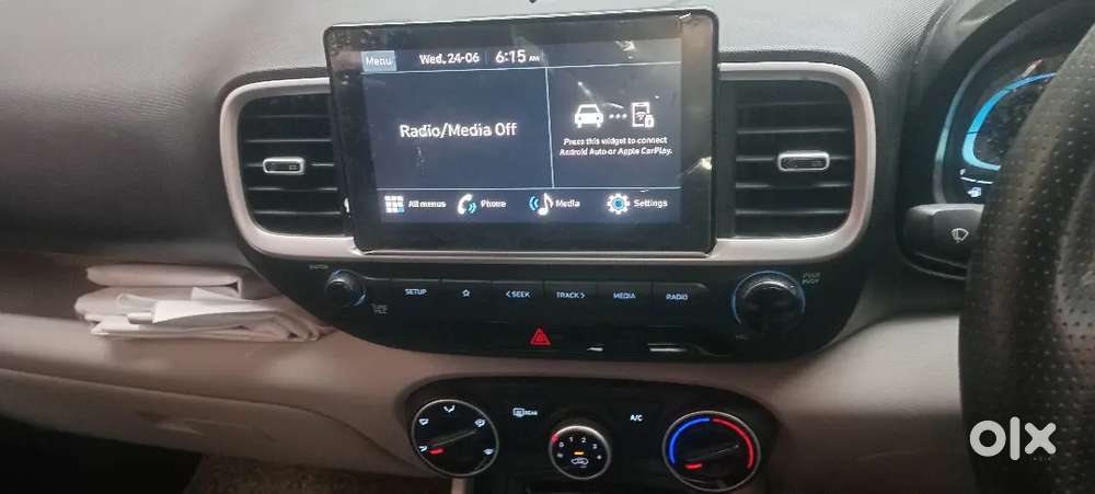 Hyundai Venue 2023 Petrol 45000 Km Driven