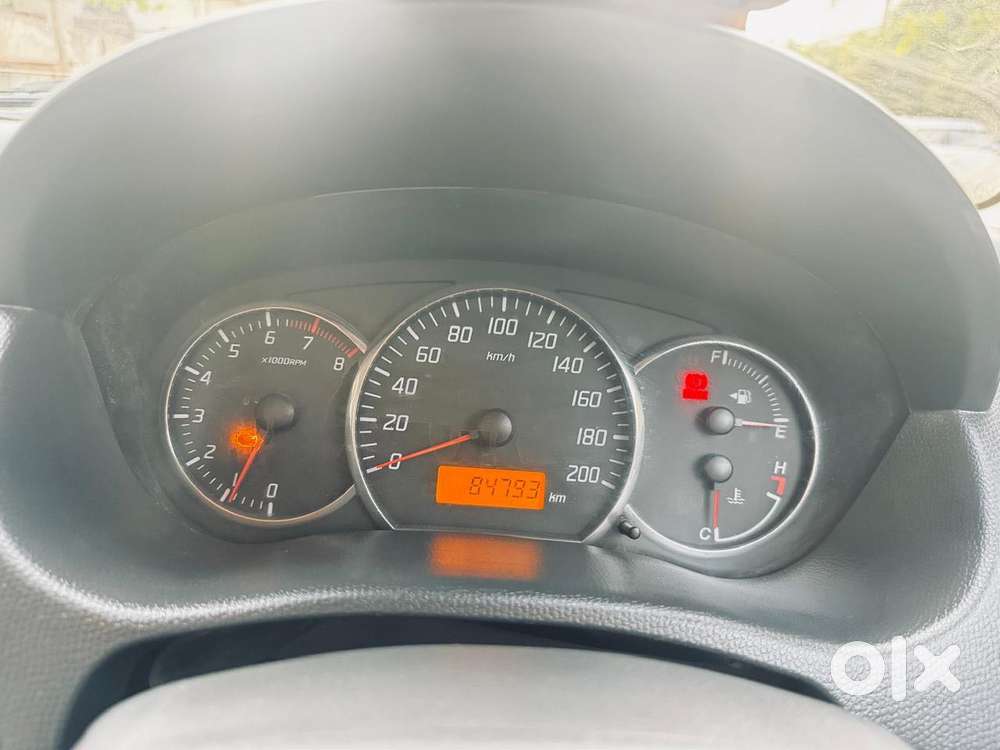 Maruti Suzuki Swift Vvt Zxi, 2010, Petrol