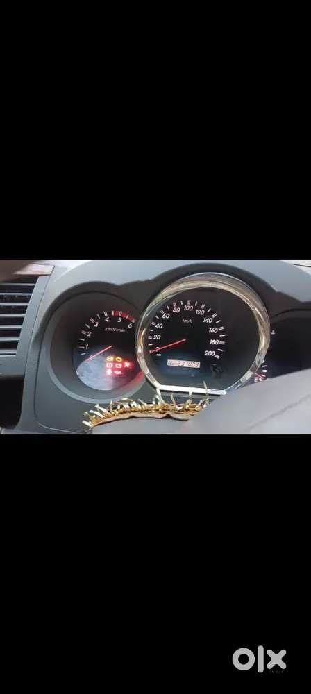 Toyota Fortuner 2012 Diesel 300000 Km Driven