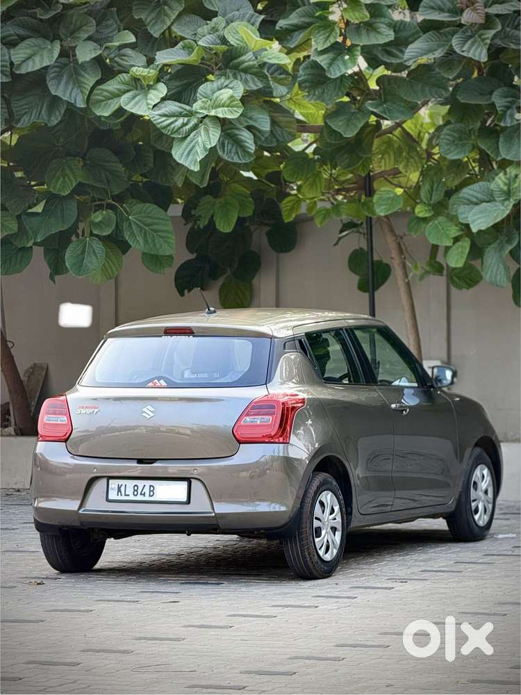 Maruti Suzuki Swift 1.2 Vxi (o), 2023, Petrol