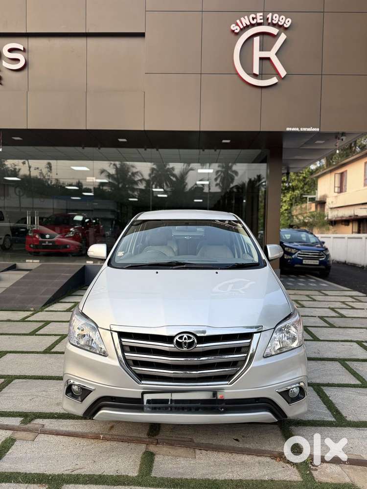 Toyota Innova 2.5 Ev (diesel) Ps 8 Seater Bs Iv, 2014, Diesel