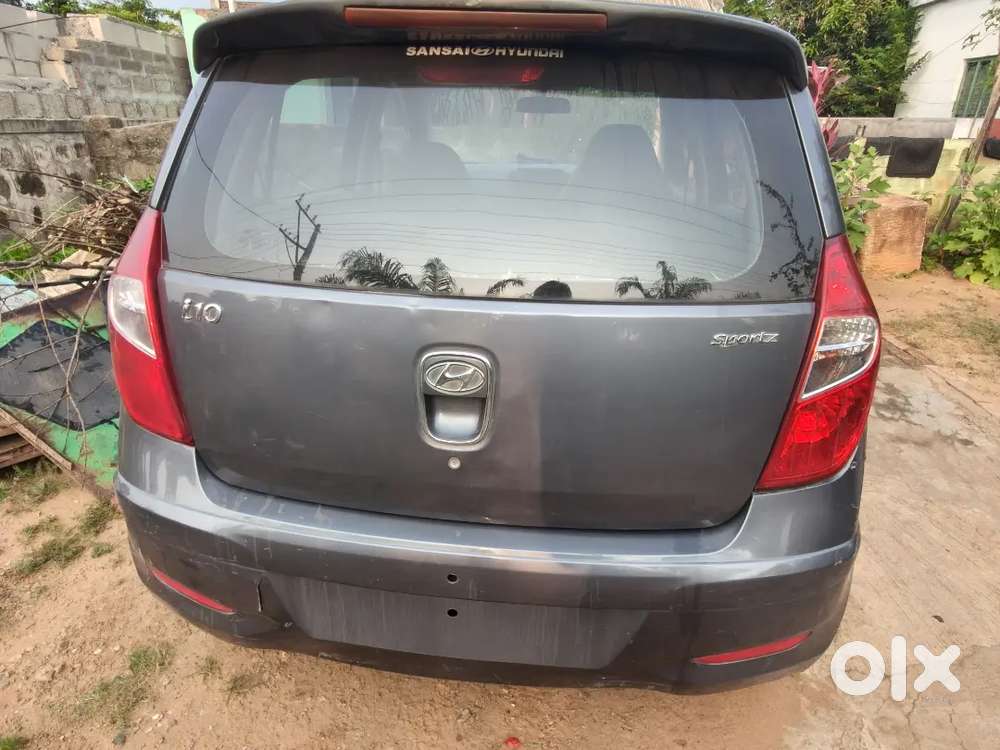 Hyundai I10 Sportz 2013 Petrol & Lpg 153 Km