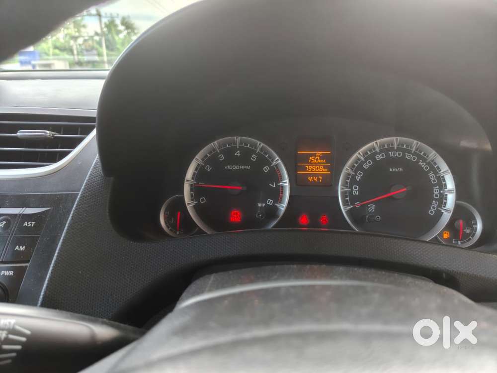 Maruti Suzuki Swift Vxi 1.2 Abs Bs-iv, 2017, Petrol