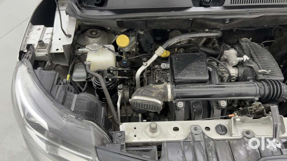 Renault Triber Rxz Easy-r Amt, 2022, Petrol