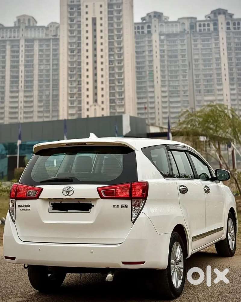 Innova Crysta 2.8 Z