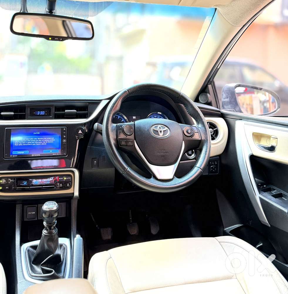 Toyota Corolla Altis 1.8 Gl, 2017, Petrol