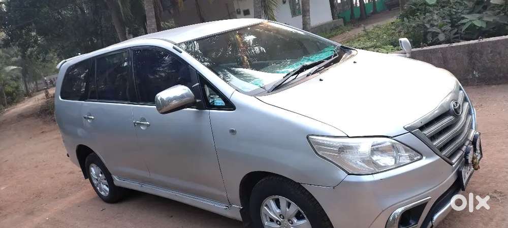 Toyota Innova 2012 Diesel 400000 Km Driven