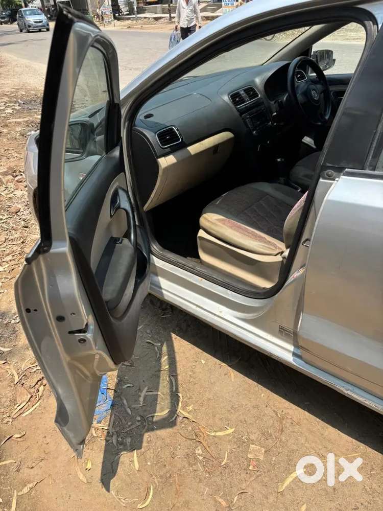 Volkswagen Polo 2012 Petrol 125000 Km Driven