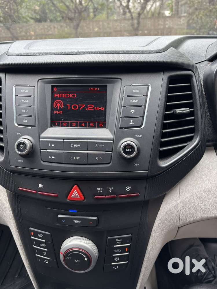 Mahindra Xuv300 W6, 2023, Petrol