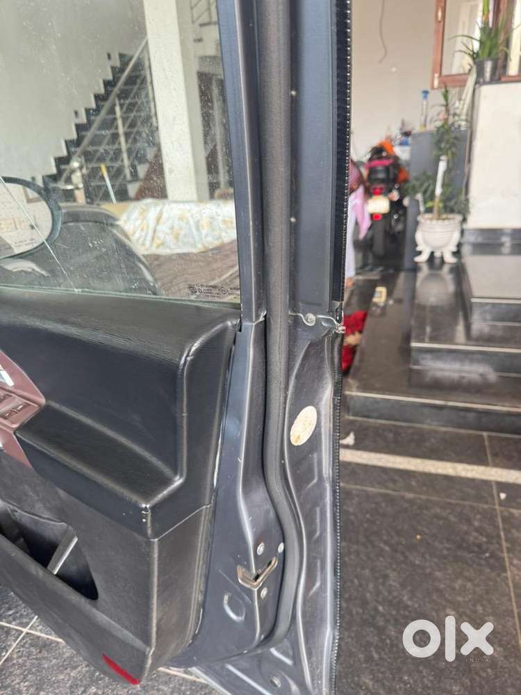 Mahindra Xuv500 2014 Diesel Well Maintained