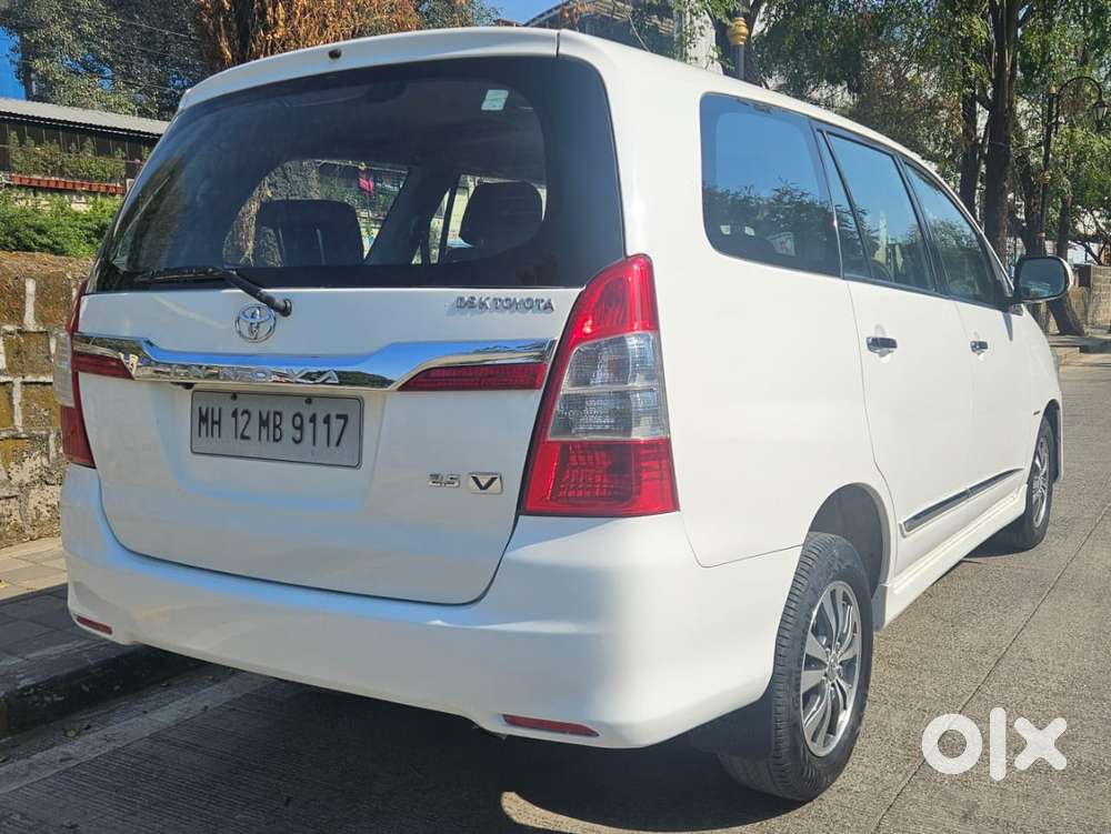 Toyota Innova 2.5 Vx 7 Seater Bs Iv, 2015, Diesel