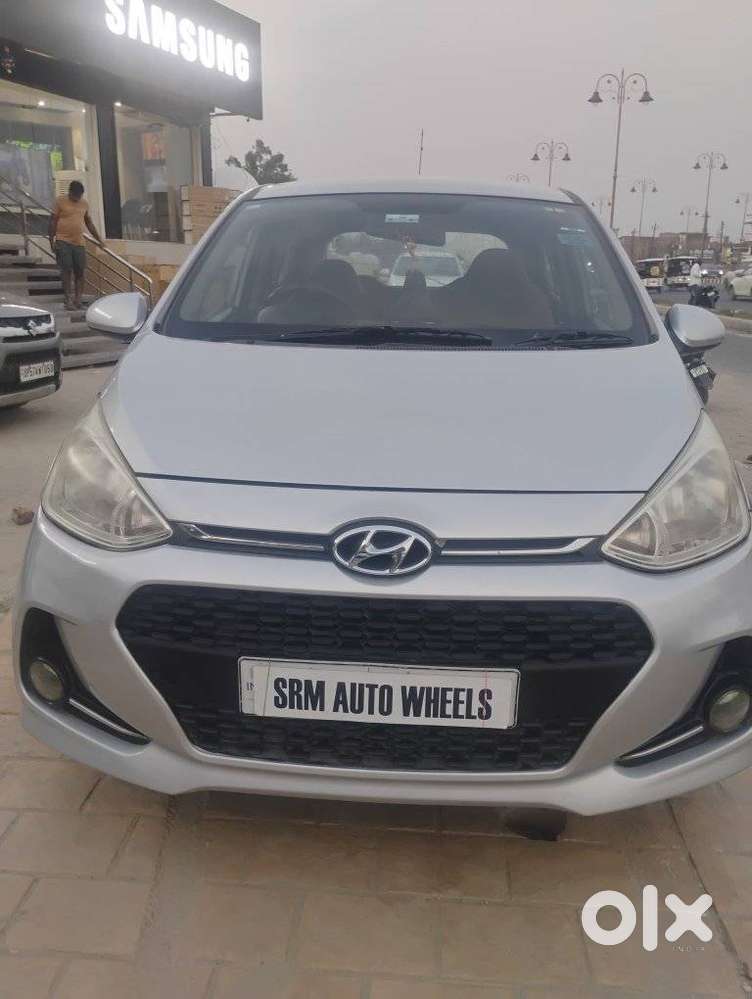 Hyundai Grand I10 Sportz, 2017, Petrol