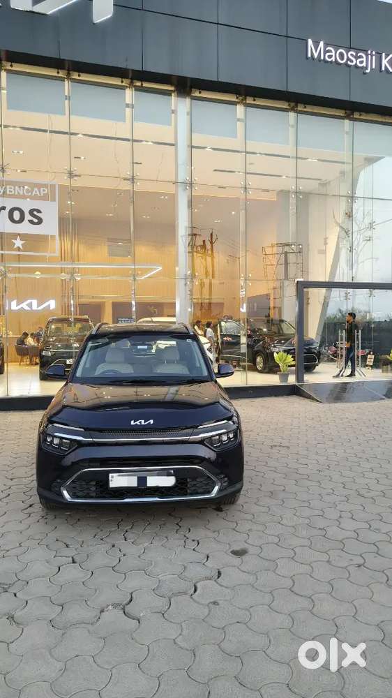 Kia Carens Luxury 1.5 Diesel 6mt Demo Vehicle