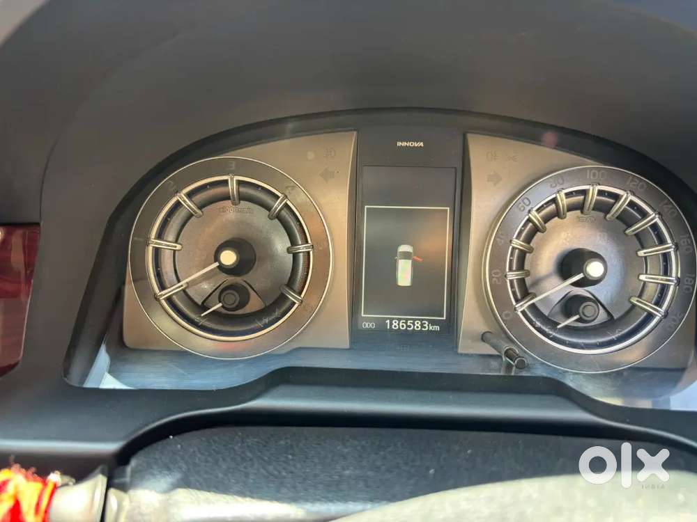 Toyota Innova Crysta 2016