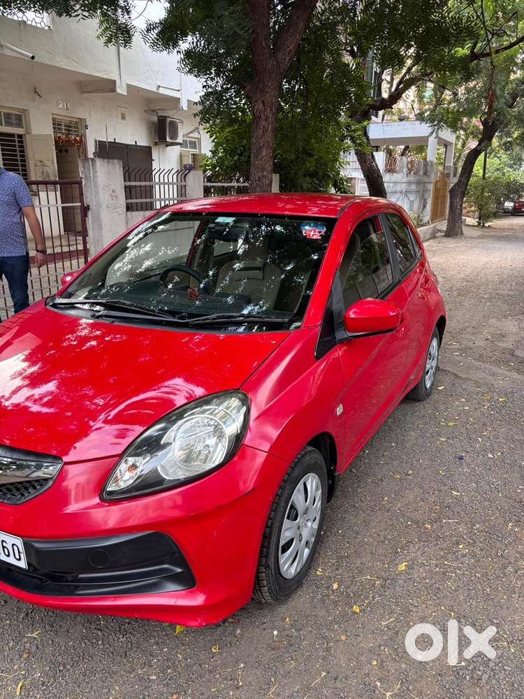 Honda Brio 2012 Petrol Well Maintained