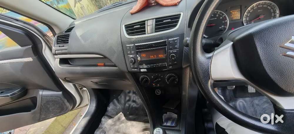 2015 Vxi All Maintained Gadhi Ek Hath Chali Hui H Ghar Mai Use Hui H