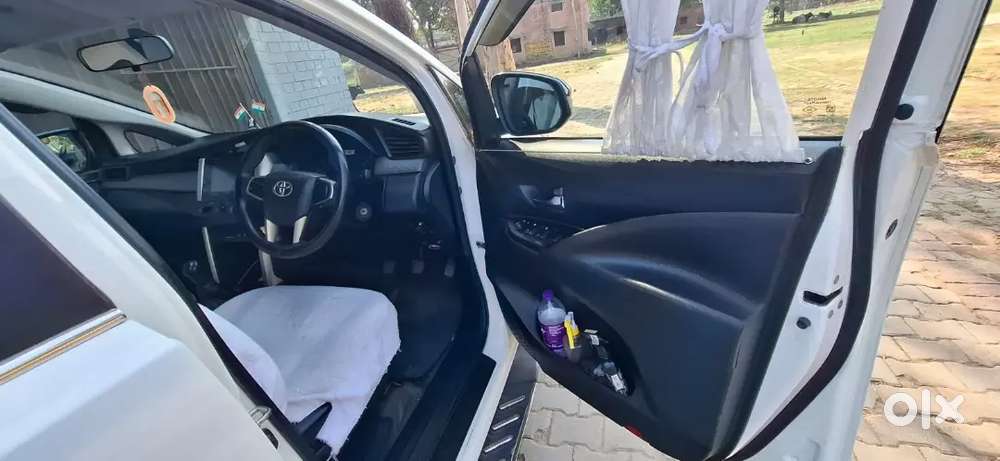 Toyota Innova Crysta 2019