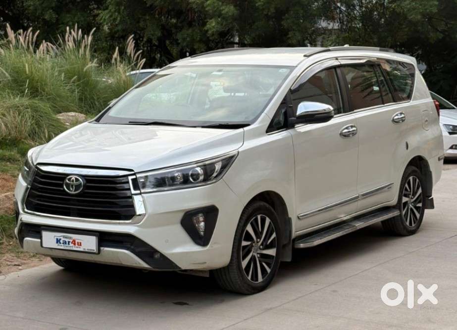 Toyota Innova Crysta 2.4 Z 7 Str, 2022, Diesel