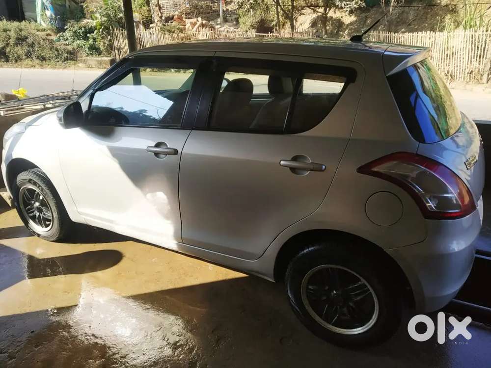 Maruti Suzuki Swift 2017 Petrol 48000 Km Driven