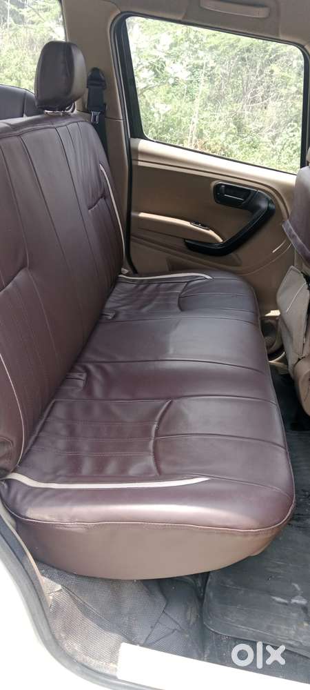 Mahindra Bolero Neo N8, 2023, Diesel