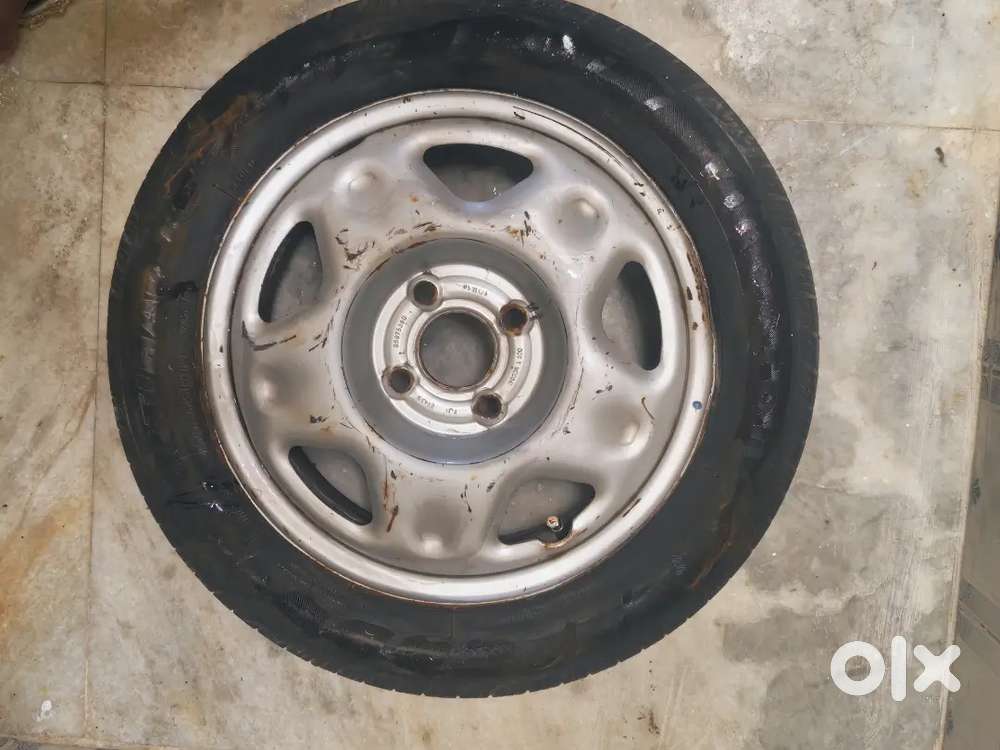 Chevrolet Beat Tire And Jack