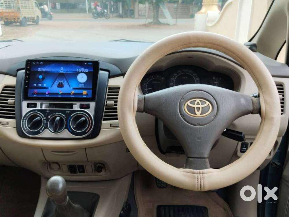 Toyota Innova 2.5 G (diesel) 8 Seater, 2011, Diesel