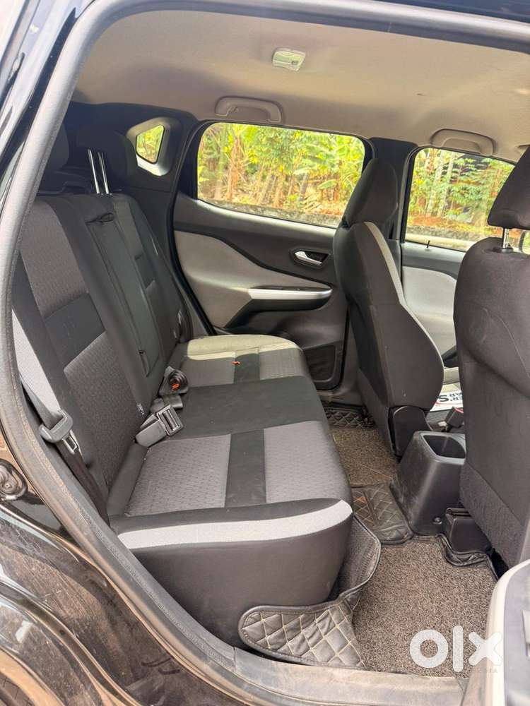 Nissan Magnite 1.0 Xl Turbo Cvt, 2022, Petrol