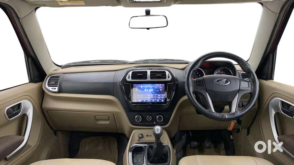 Mahindra Tuv 300