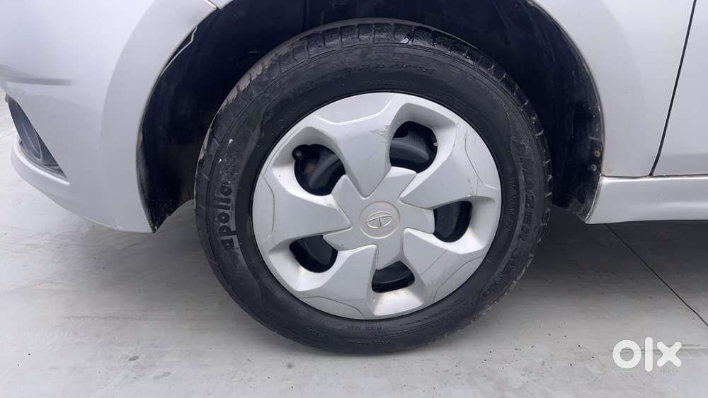 Tata Tiago 1.2 Revotron Xt, 2018, Petrol