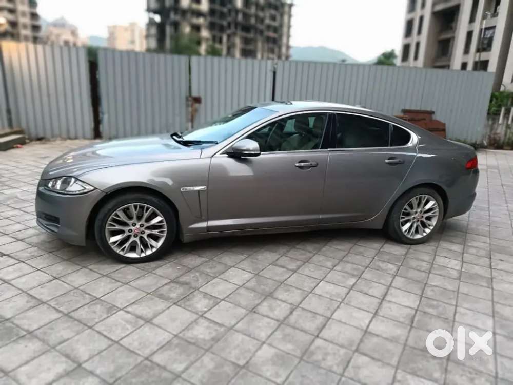 Jaguar Xf 2012 Diesel 120000 Km Driven