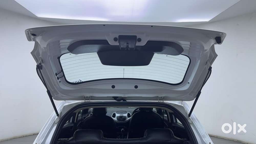 Ford Figo 1.5p Titanium At, 2015, Petrol