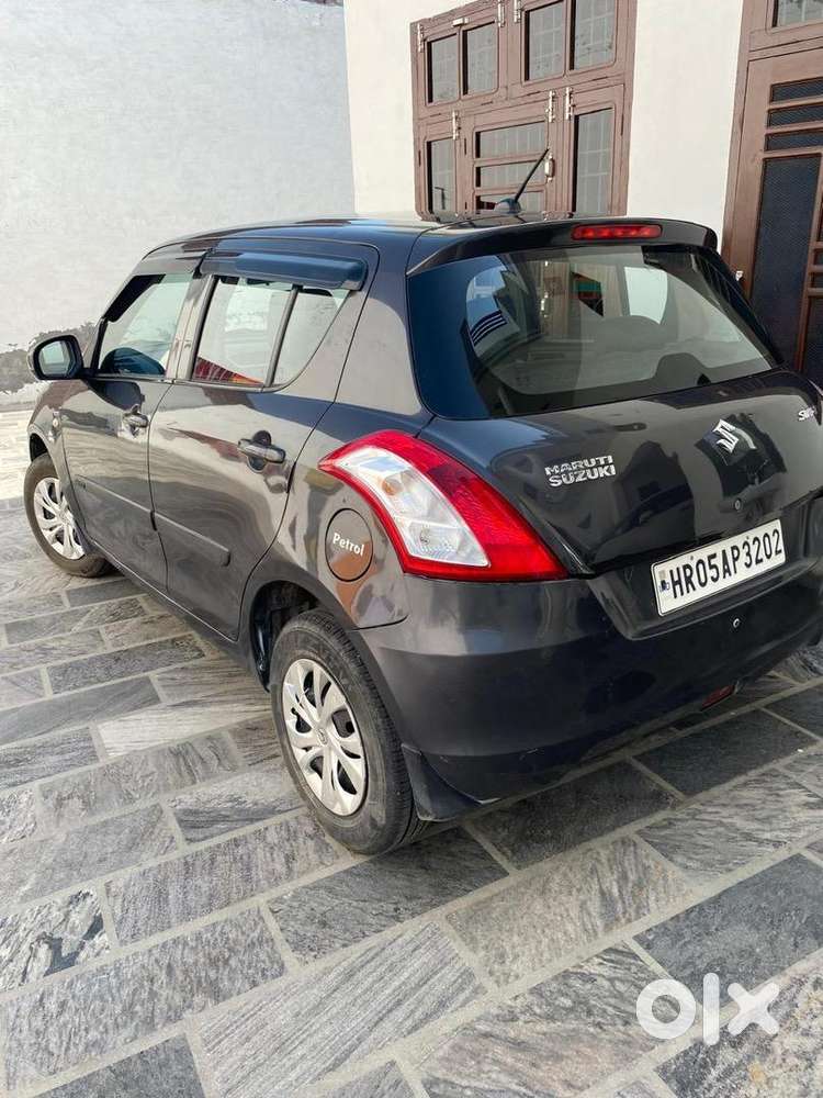 Maruti Suzuki Swift 2015 Petrol Well Maintained