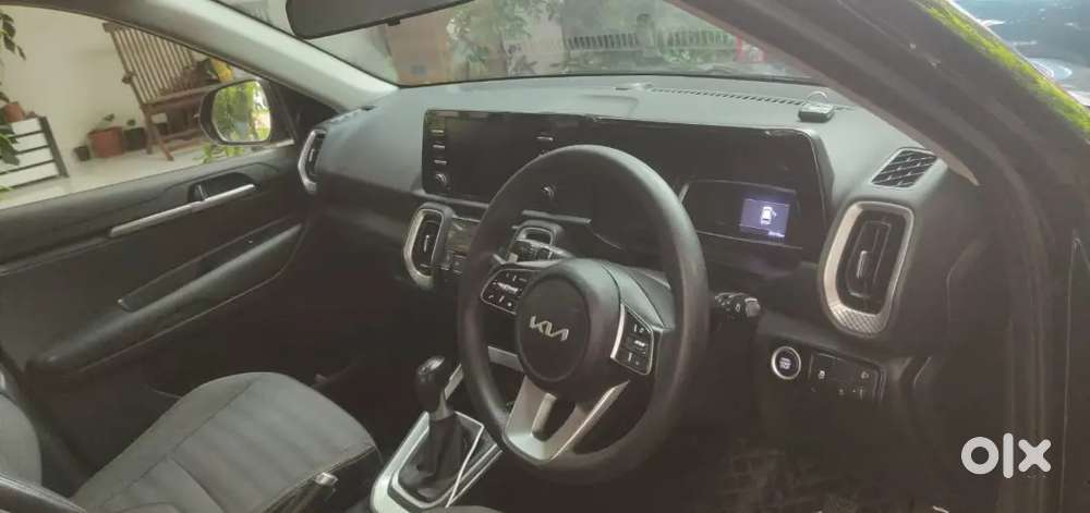 Kia Sonet 2023 Petrol 36000 Km Driven