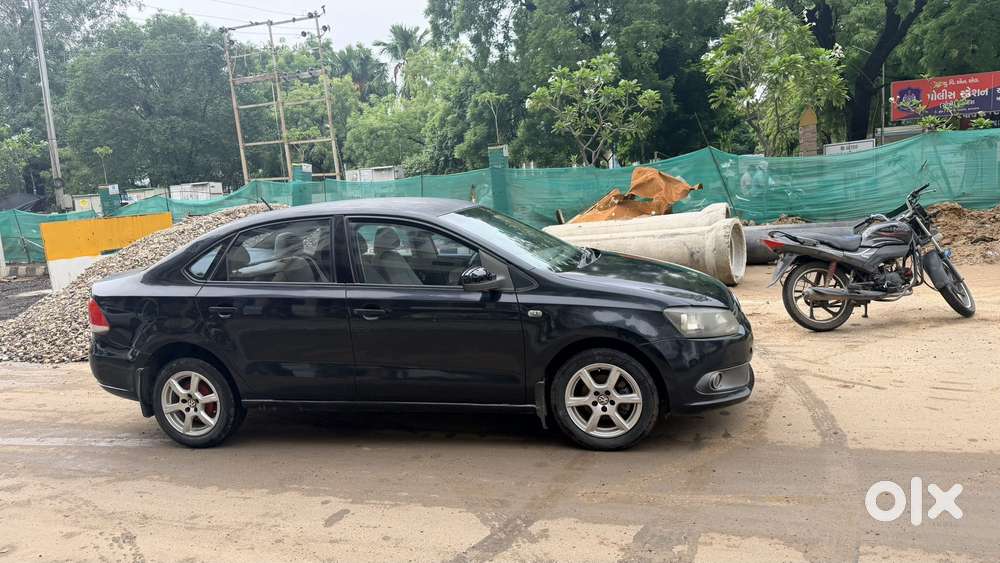 Volkswagen Vento 1.2 Tsi Highline At, 2014, Petrol