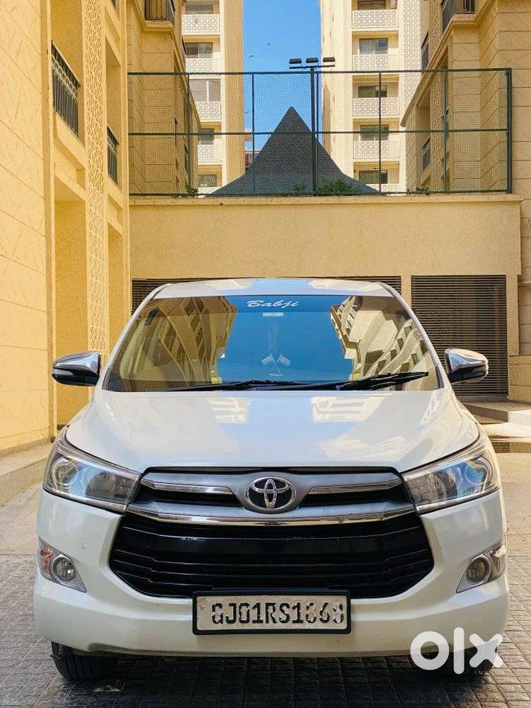 Toyota Innova Crysta 2.8z Automatic, 2016, Diesel