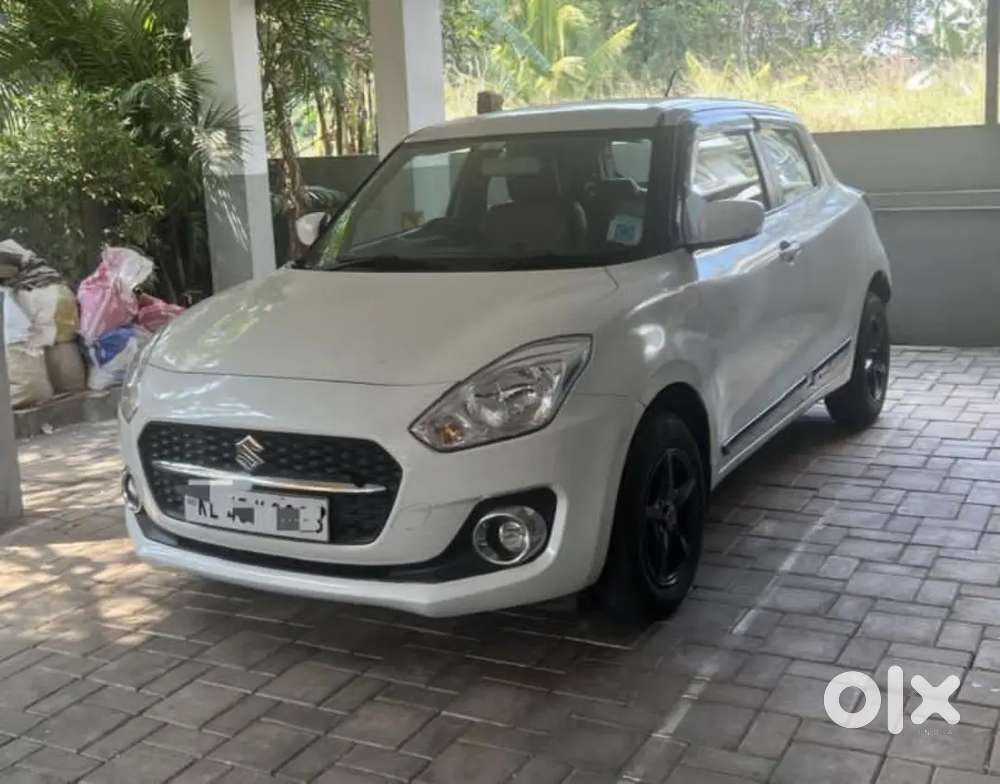 Maruti Suzuki Swift 2021 
Well Maintained
Company Service